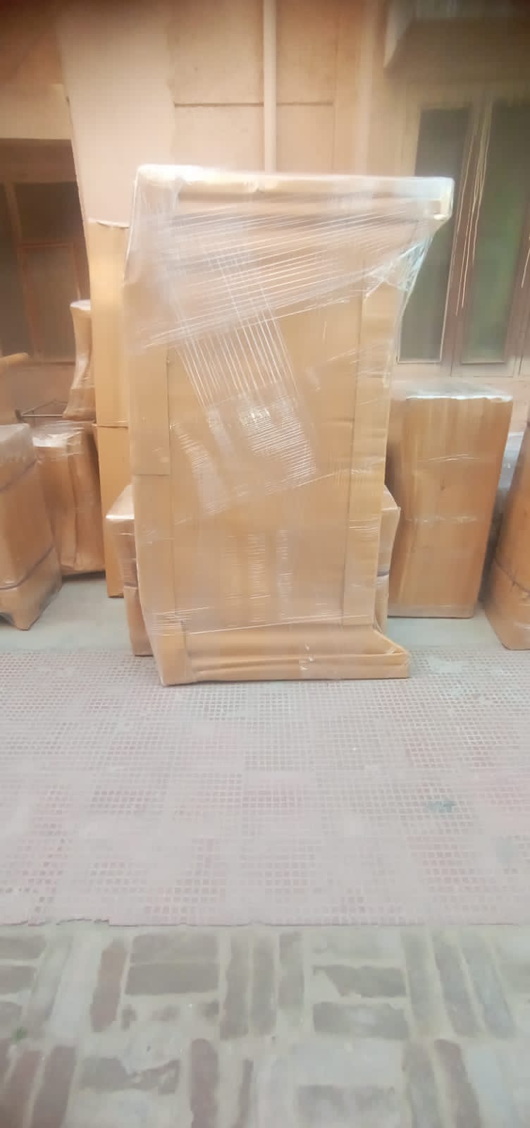 Ayushi cargo Packers and movers